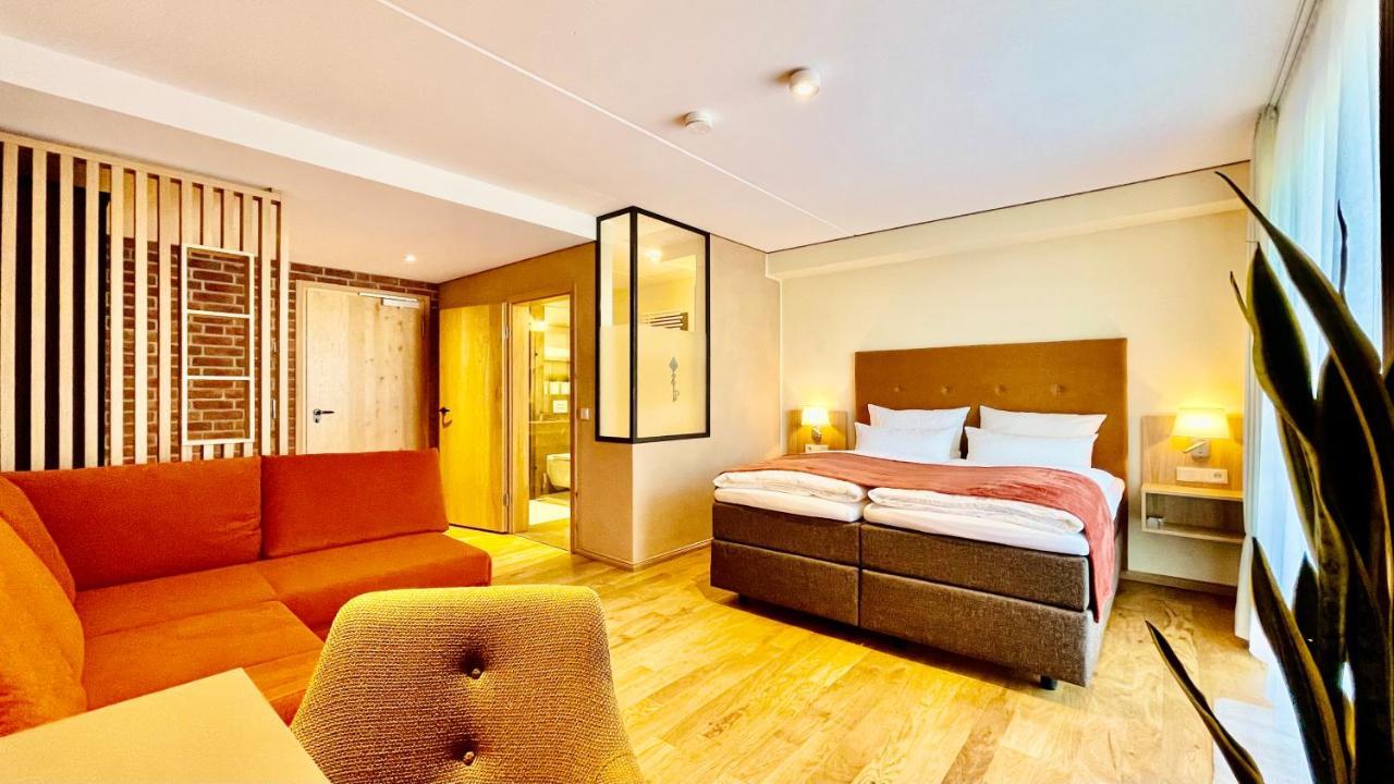 Parkhotel ยีเวอ ภายนอก รูปภาพ